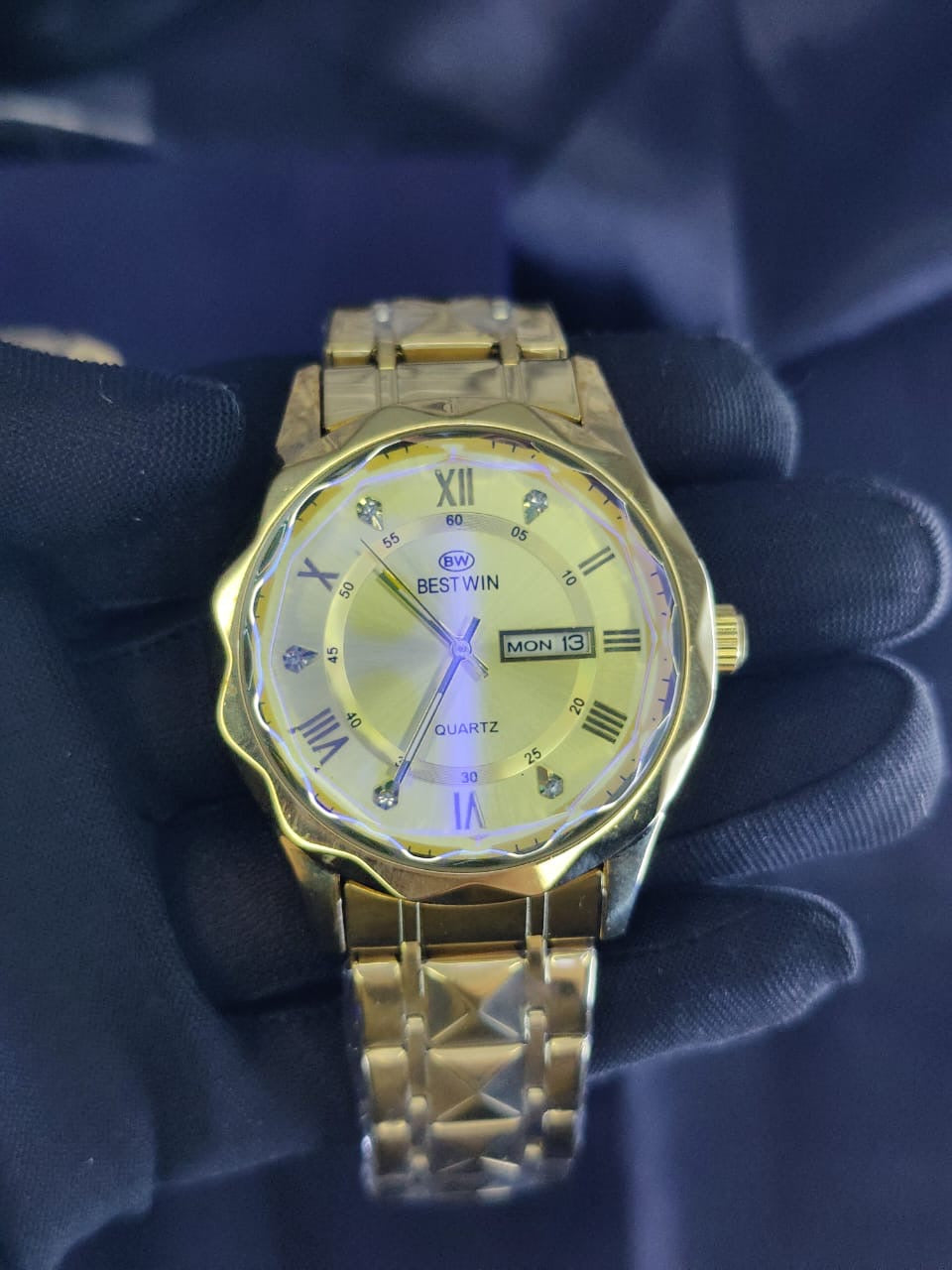 BESTWIN DAY/DATE WATCH