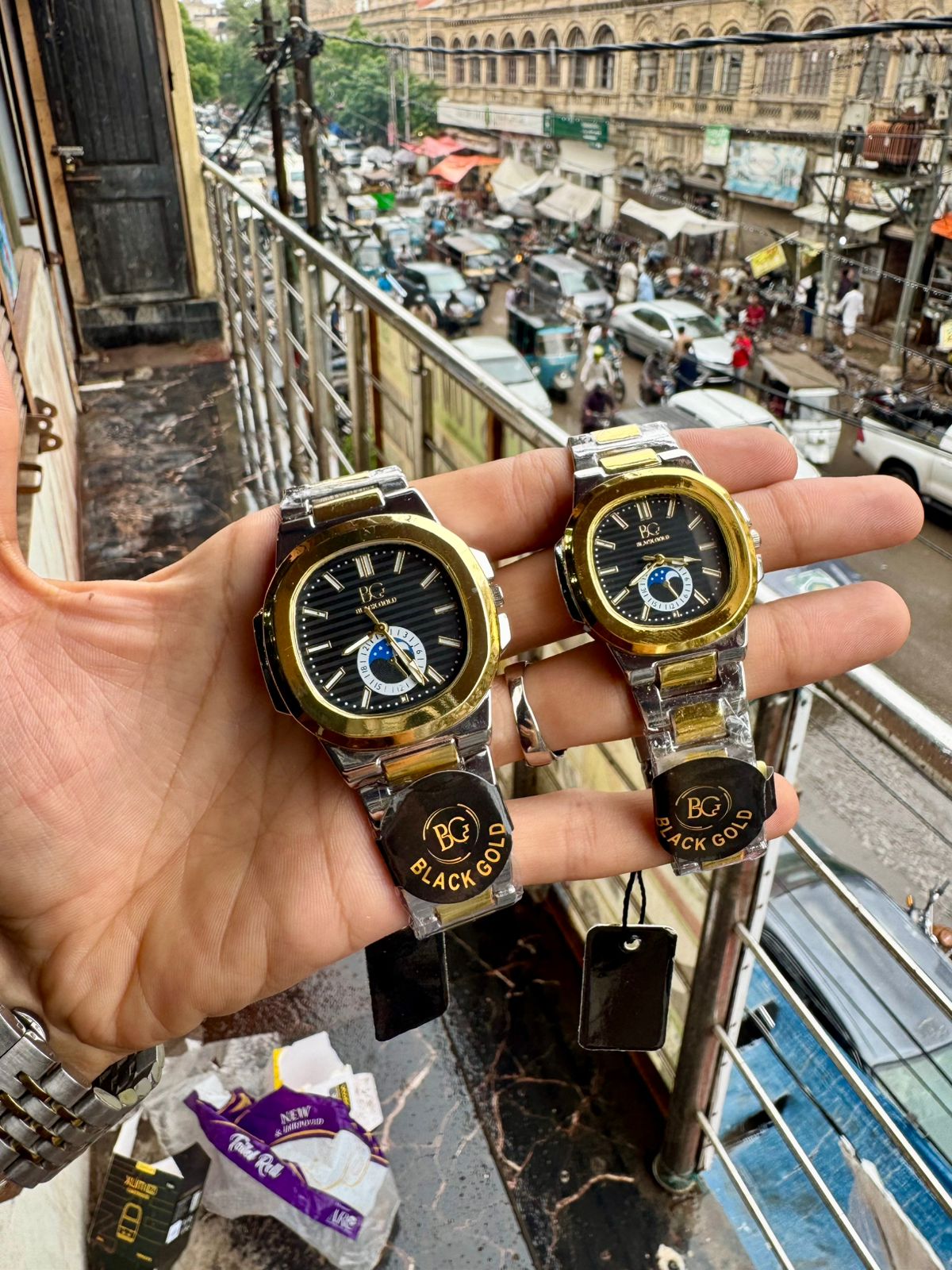Black Gold Couple Watch