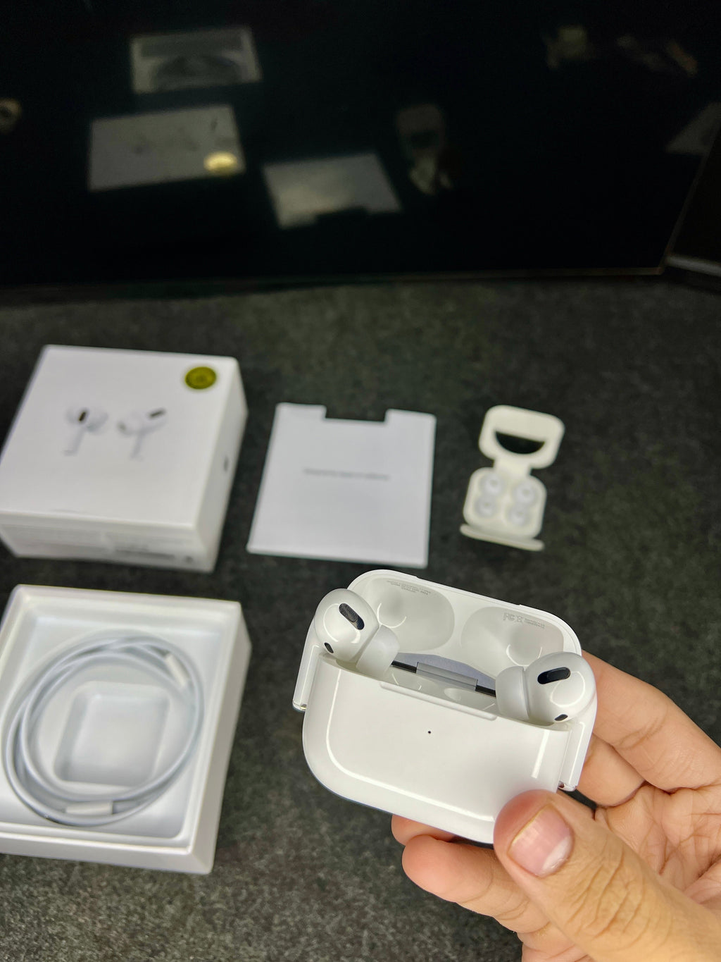 Apple AirPods Pro Master Replica
